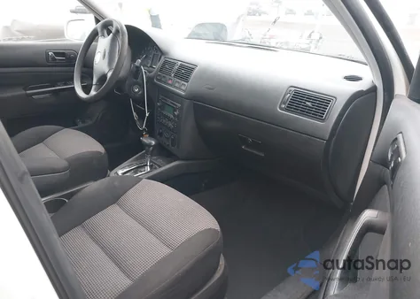 2005 Volkswagen Golf Gls z USA, uszkodzony, nr VIN 9BWGL61J554034764